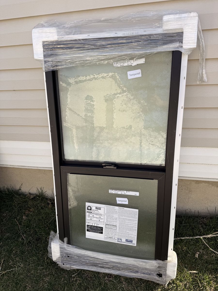 23 1/2 X 47 1/2 AMSCO WINDOW