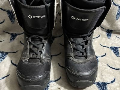 SYST3M Snowboard Boots Men’s Size 11 Black & White – Lace-Up