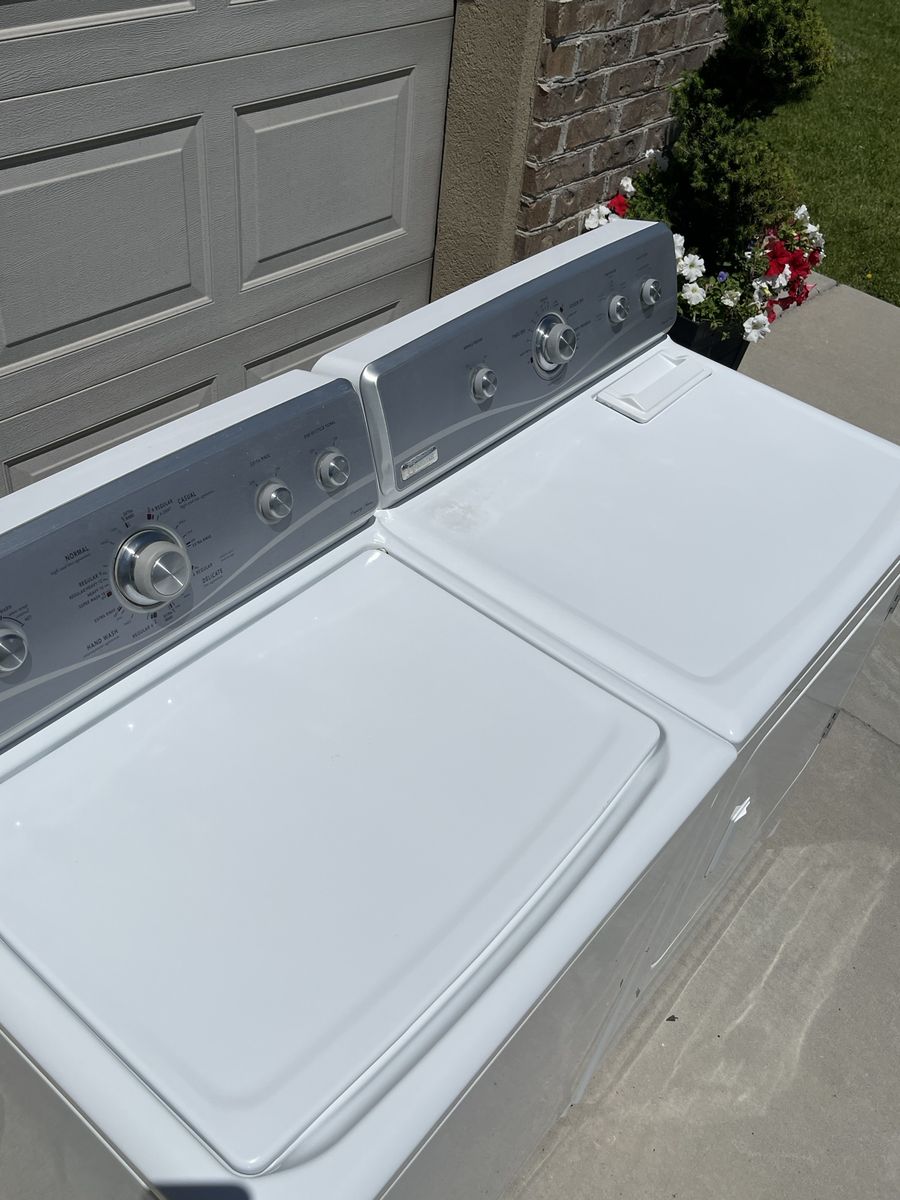 Main image 6
