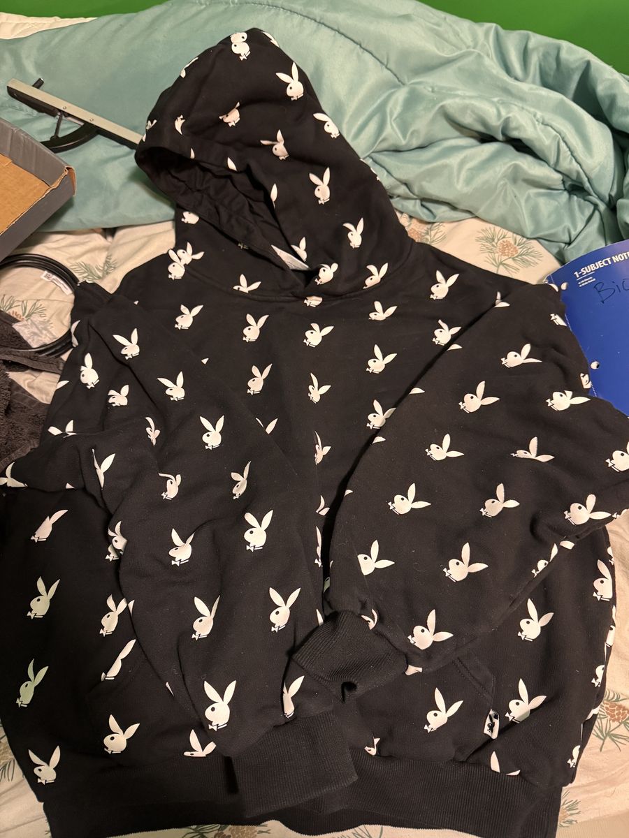Playboy hoodie medium