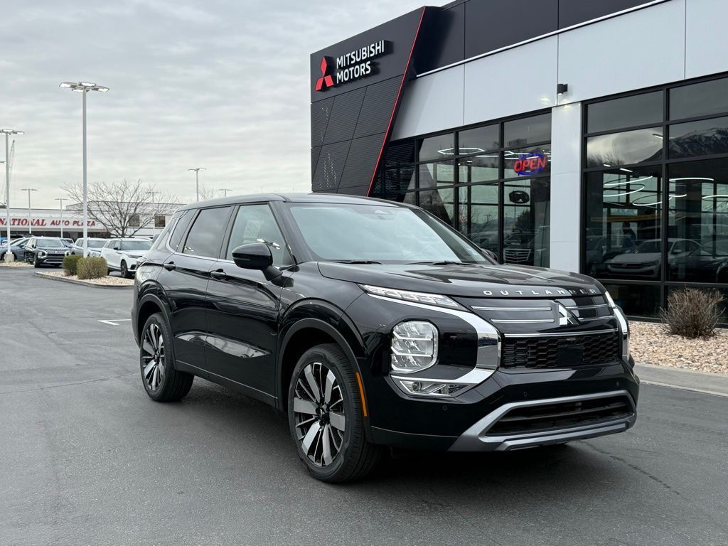 2026 Mitsubishi Outlander SE