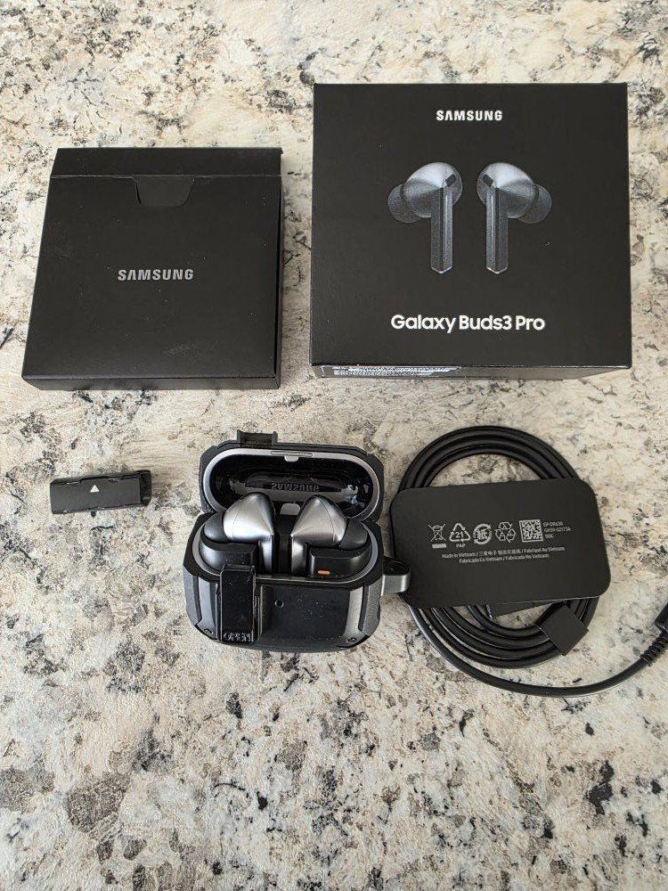 Like New Samsung Buds 3 Pro