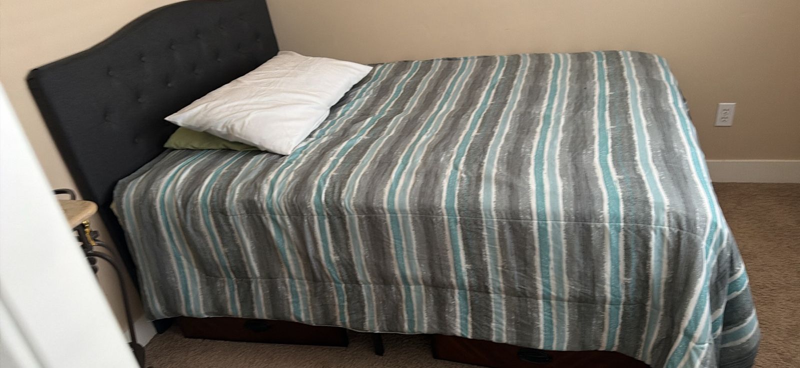 Qween And Full Size Beds