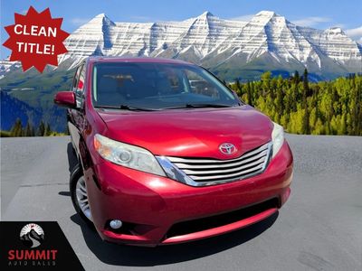 2015 Toyota Sienna XLE 7-Passenger Auto Access Seat