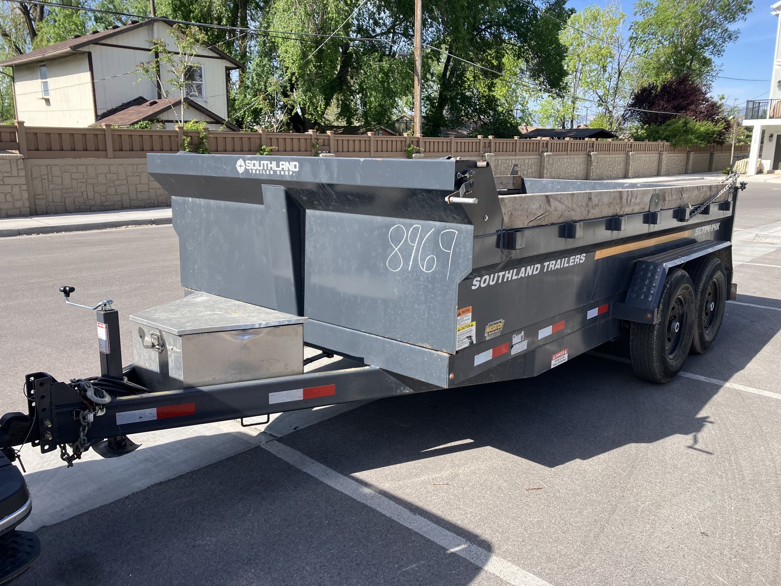dump trailer , 14 ' ,  14 k. lbs load
