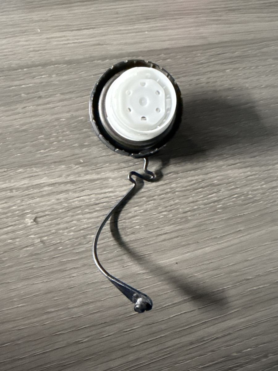 Duralast Fuel Cap for Toyota Sienna 2022