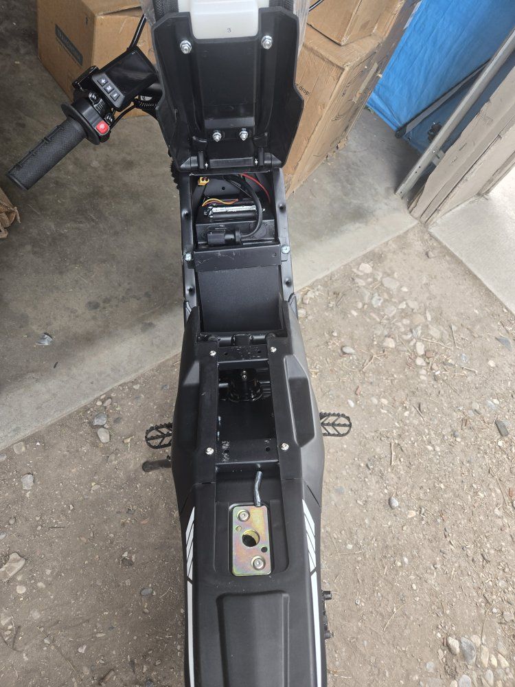 Main image 4