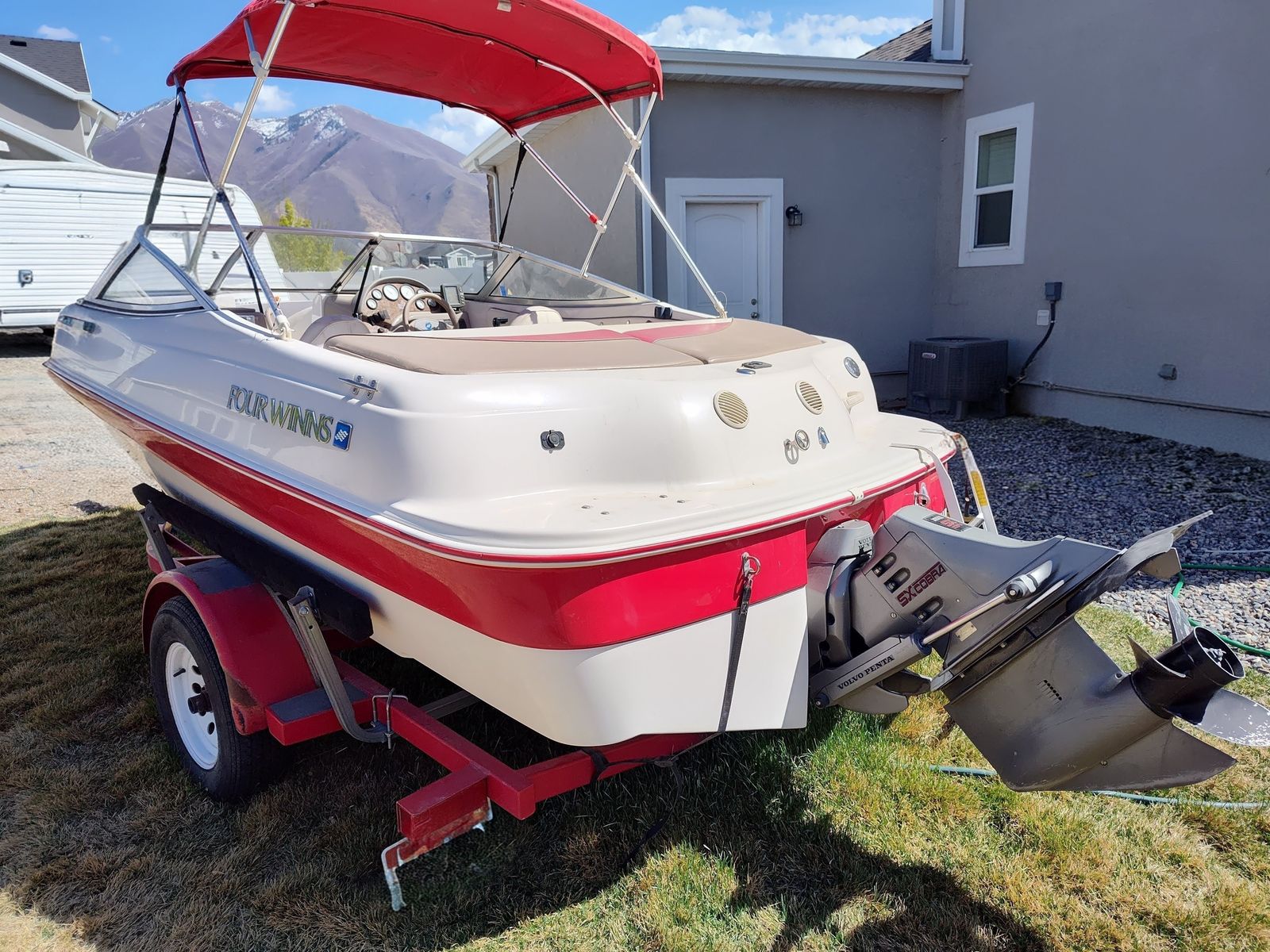 1997 Four Winns 190 Horizon