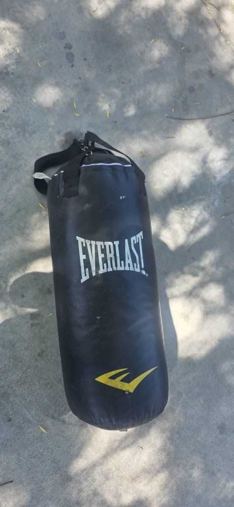 Boxing heavy bag
