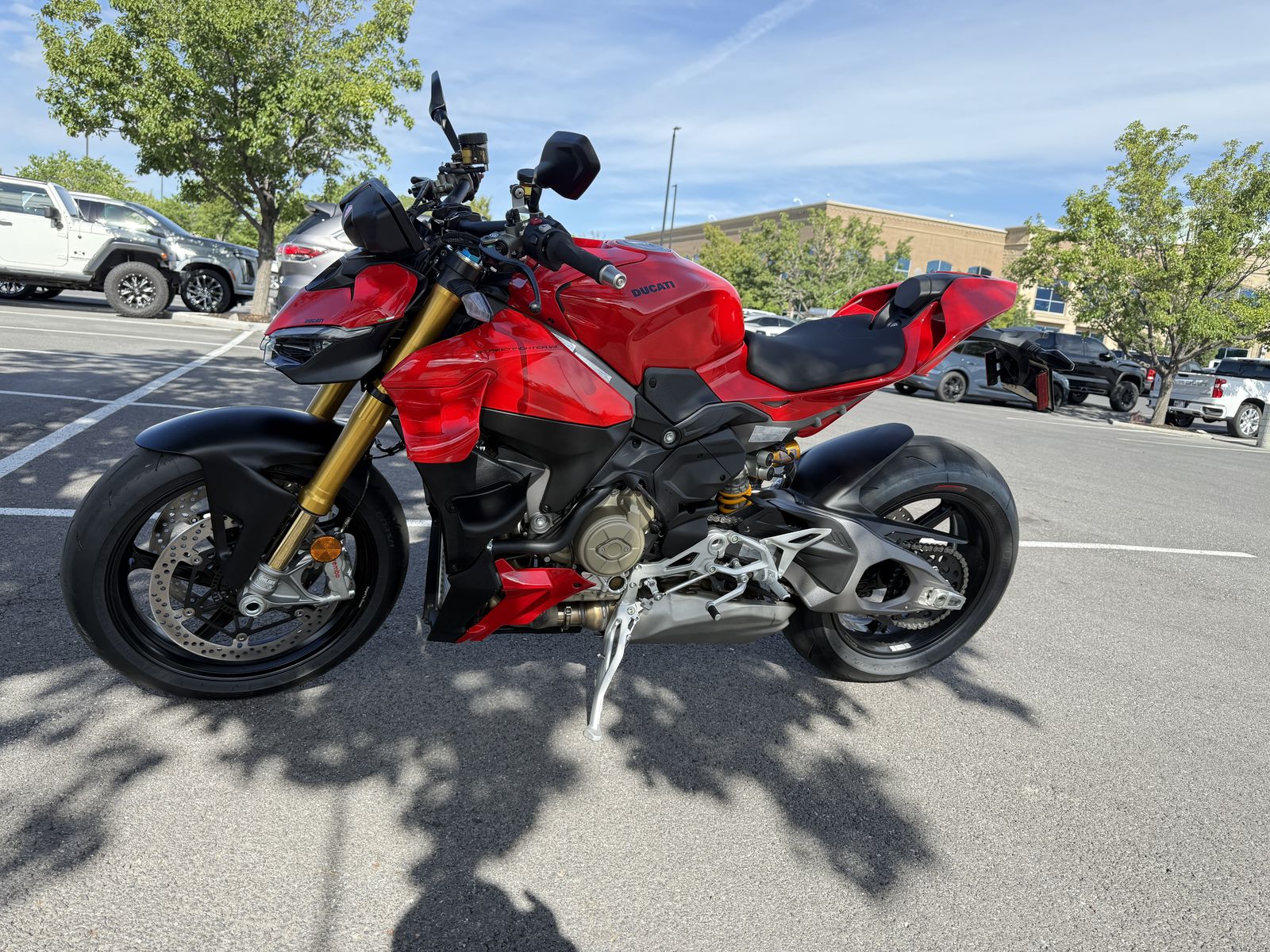 Ducati Streetfighter V4S