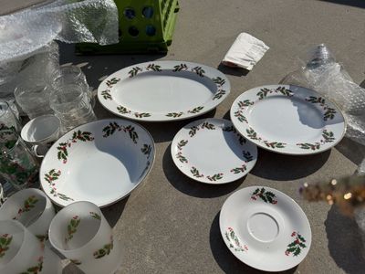 Christmas Holly Dinnerware Set - Plates, Bowls, Mugs, Glasses - Festive Holiday Dishes