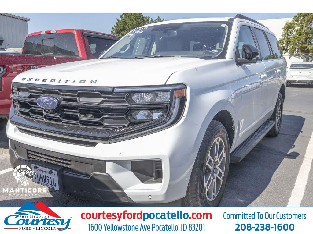 2025 Ford Expedition Active