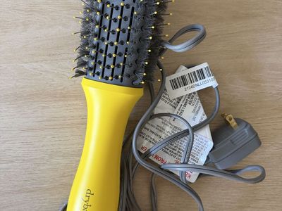 Drybar Blowdry brush