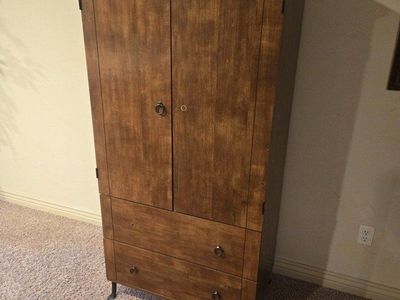 Armoire
