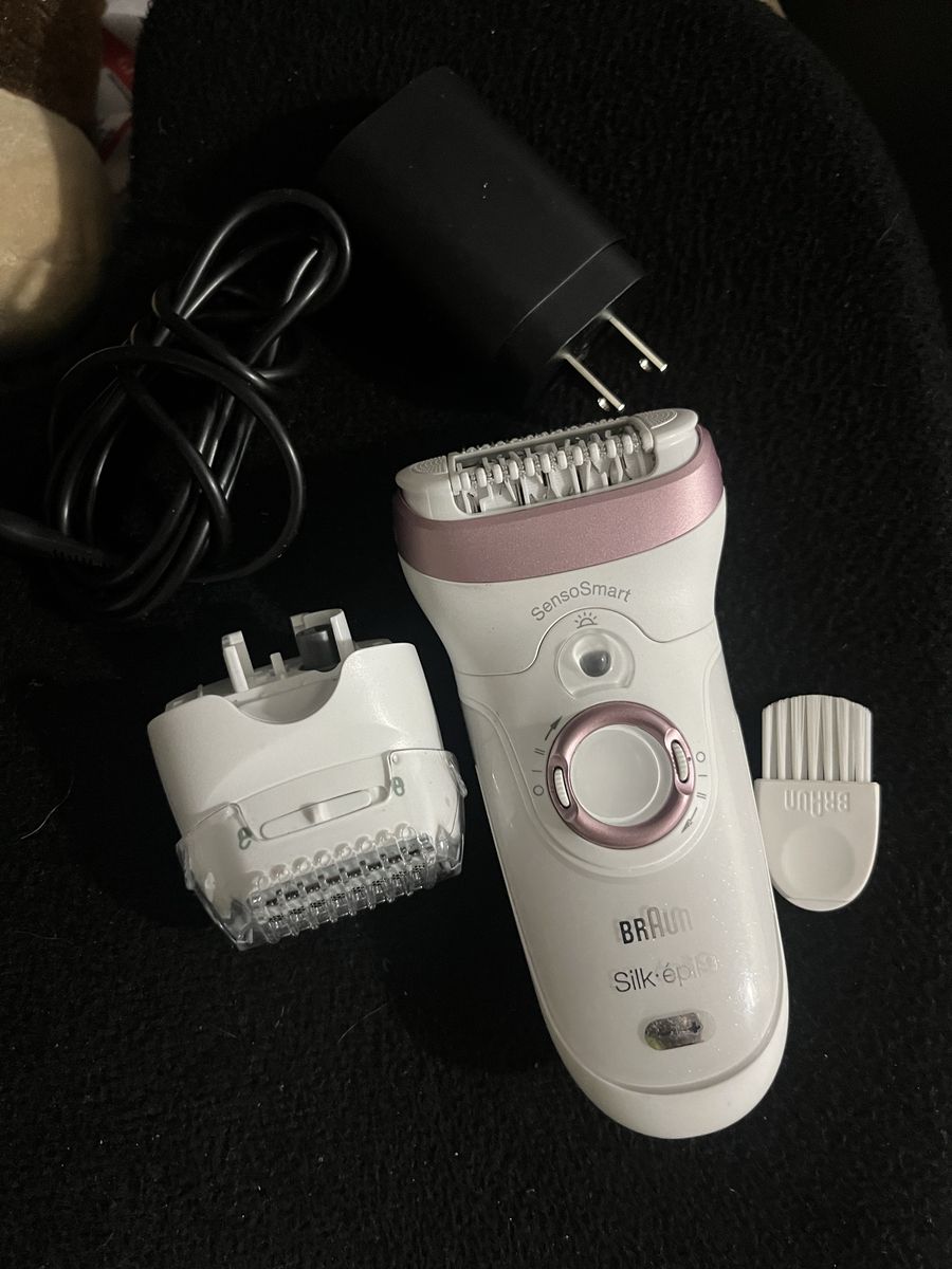 Braun Silk-épil 9 SensoSmart Epilator with Attachments & Power Cord