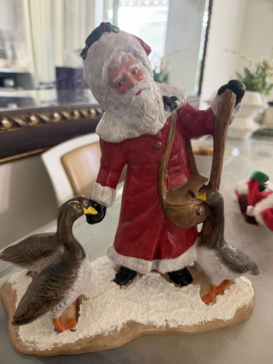 Vintage Hand-Painted Santa Claus Figurine with Geese - Festive Christmas Decor