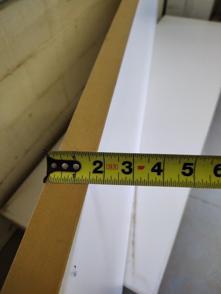 1 1/2" thick mdf (Melamine)