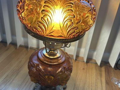 Vintage Fenton Putti Cherubs Amber Parlor Lamp
