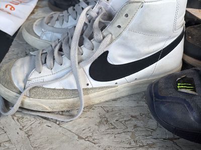 Nike Blazer Mid 77 Vintage White Black High Top Sneakers women’s US 8.5 CZ1055-100