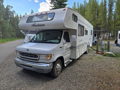 30 ft Coachman 37k miles