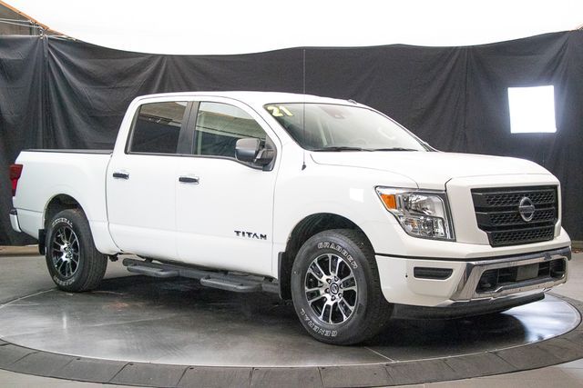 2021 Nissan Titan SV