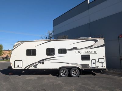 2017 Outdoors RV Creek Side 22RB Bumper Pull Travel Trailer