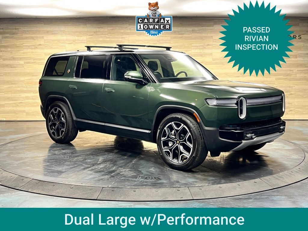 2025 Rivian R1S 