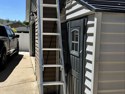 Werner Ladder-20 foot- in excellent condition