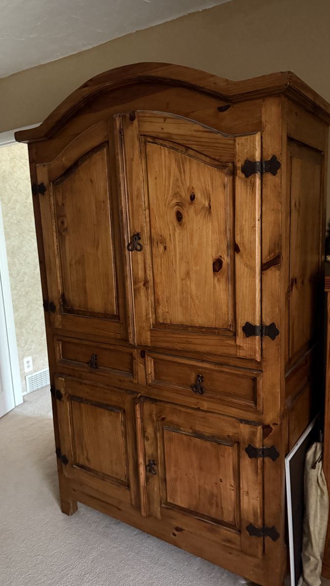 Beautiful Pine ARMIORE