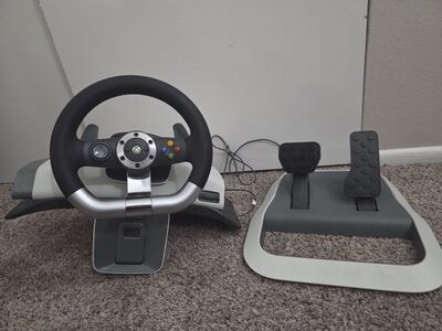 Xbox 360 Official Racing Wheel and Pedals