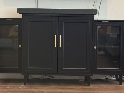 Black entertainment table/console table