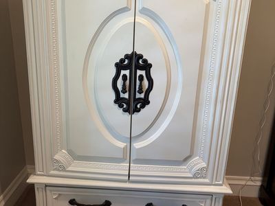 Beautiful White Ornate Armoire Cabinet in excellent condition!