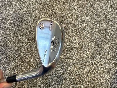 Titlest 56 degree 08 bounce sand wedge