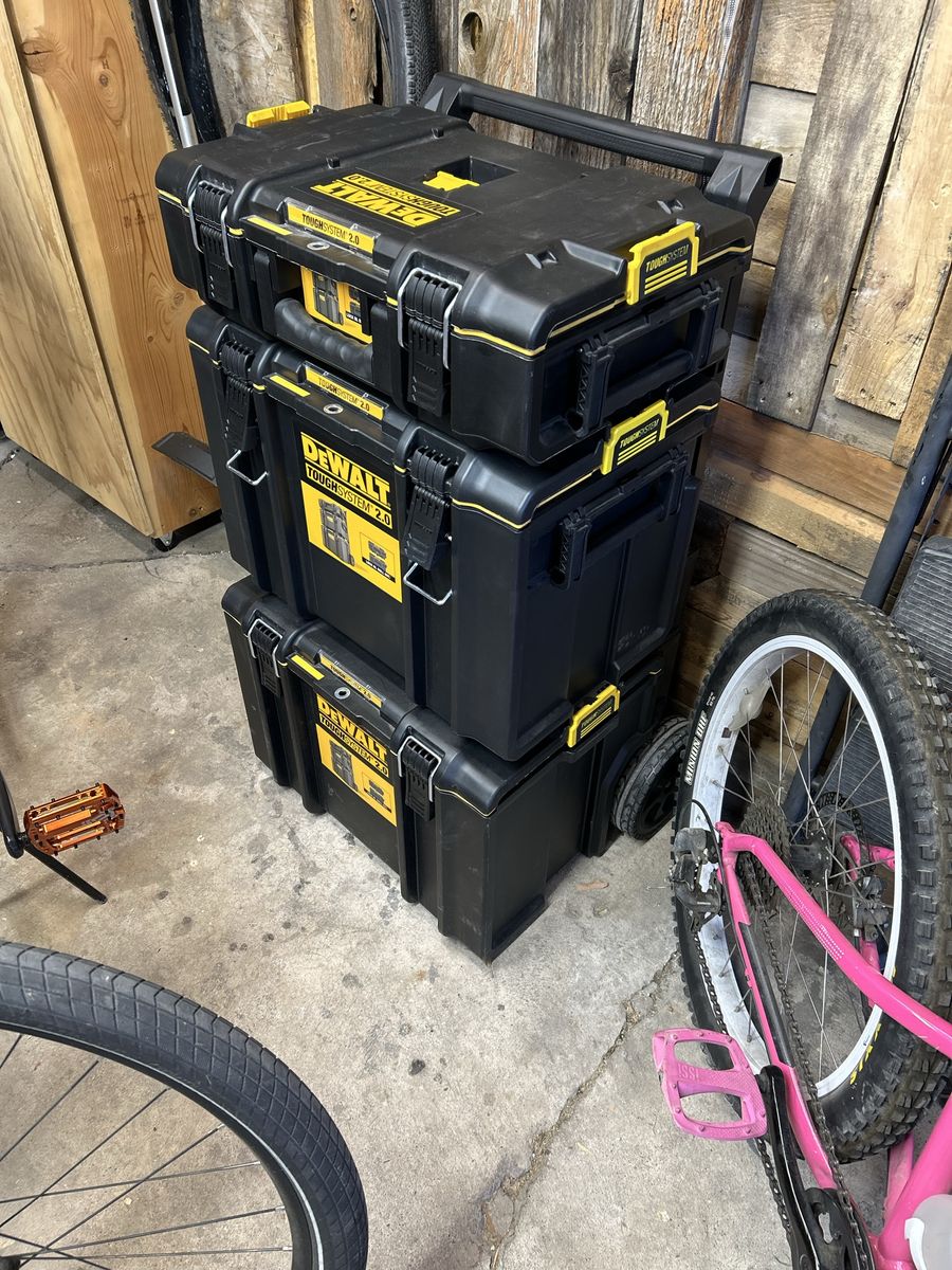 Dewalt tough box 2