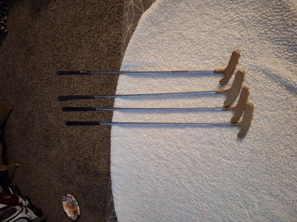 Four Acushnet Bullseye Putters