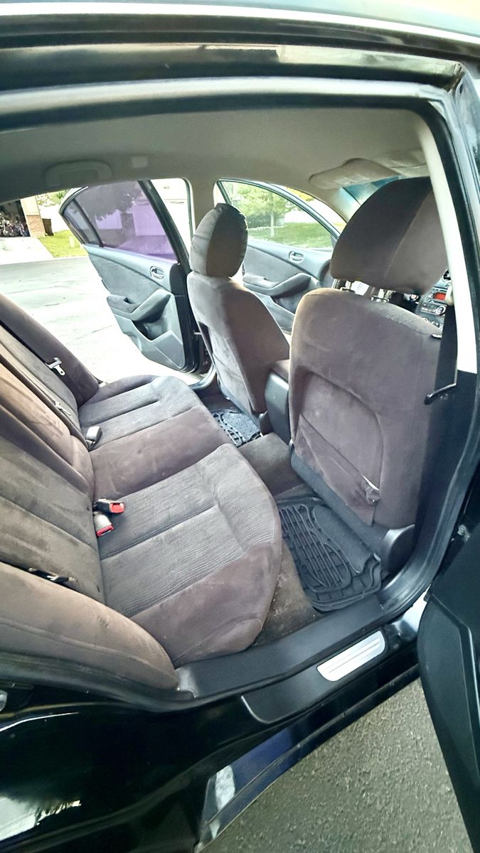 Main image 11