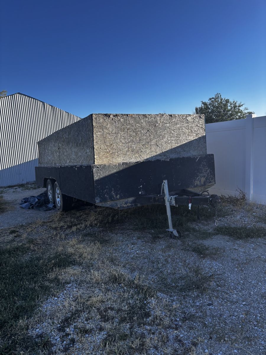 Main image 3