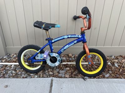 12 inch tire- Paw Patrol Kids Bike
