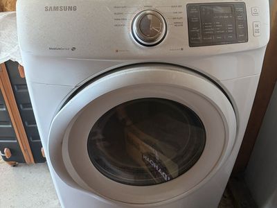Samsung Front Load Electric Dryer - White with Moisture Sensor