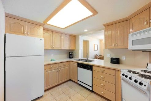 Main image 9