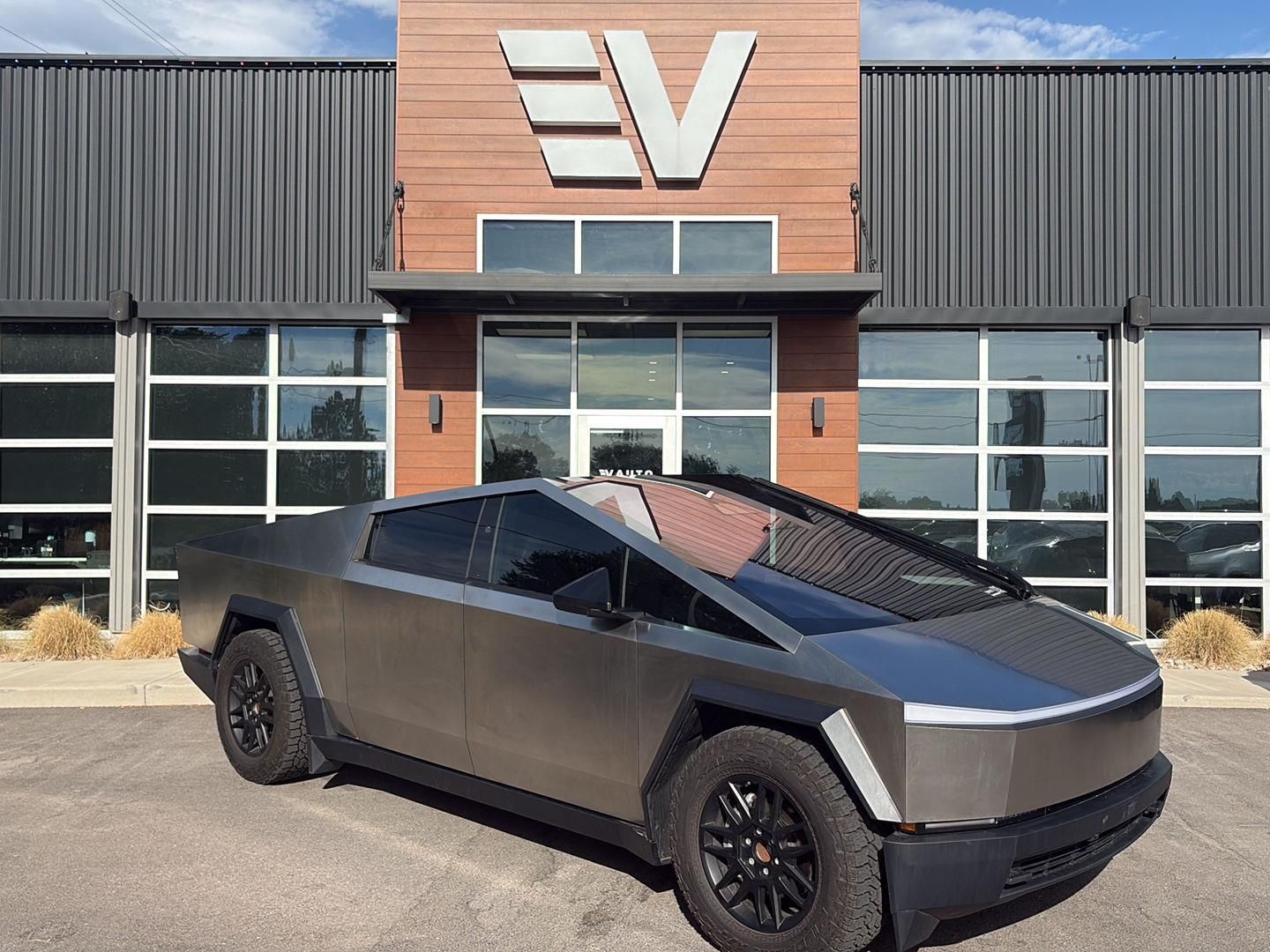 2025 Tesla Cybertruck Base