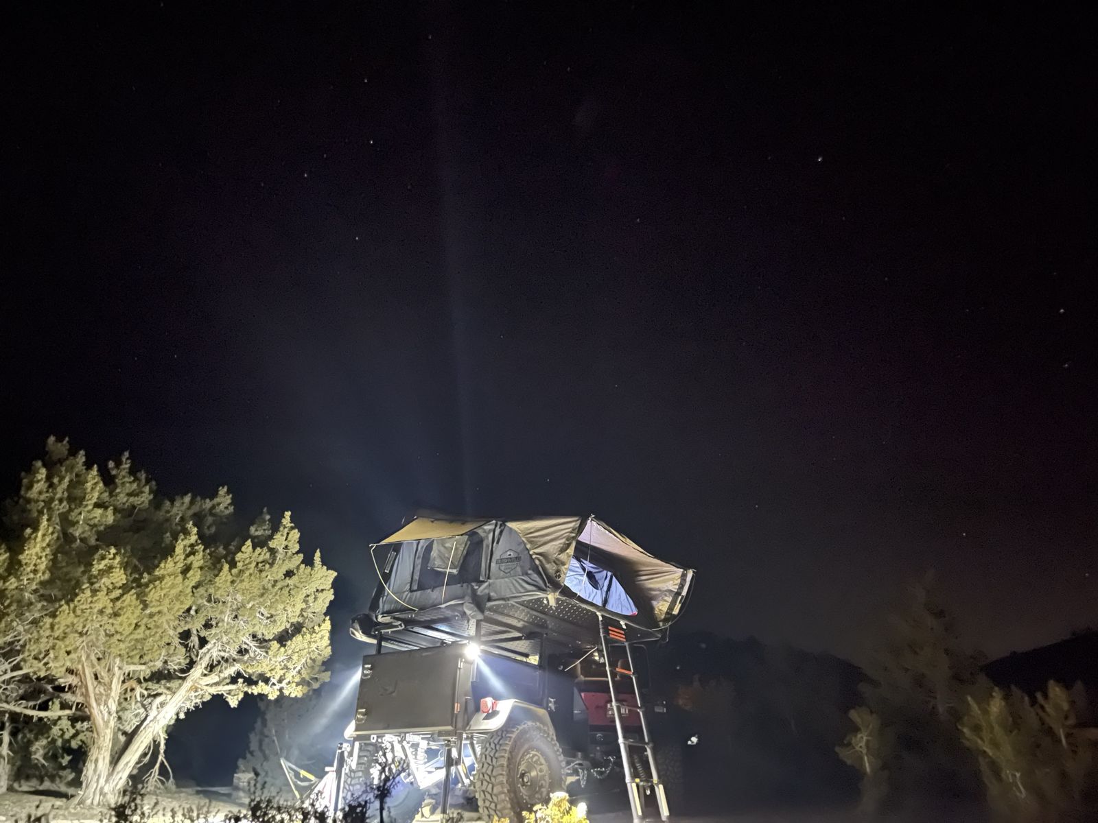 Up fitted Smittybilt OverlandTrailer