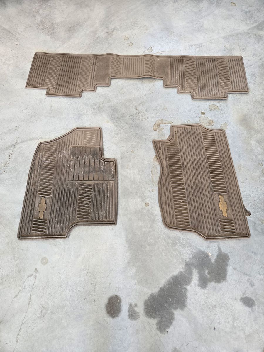Chevy Tahoe Floor Mats