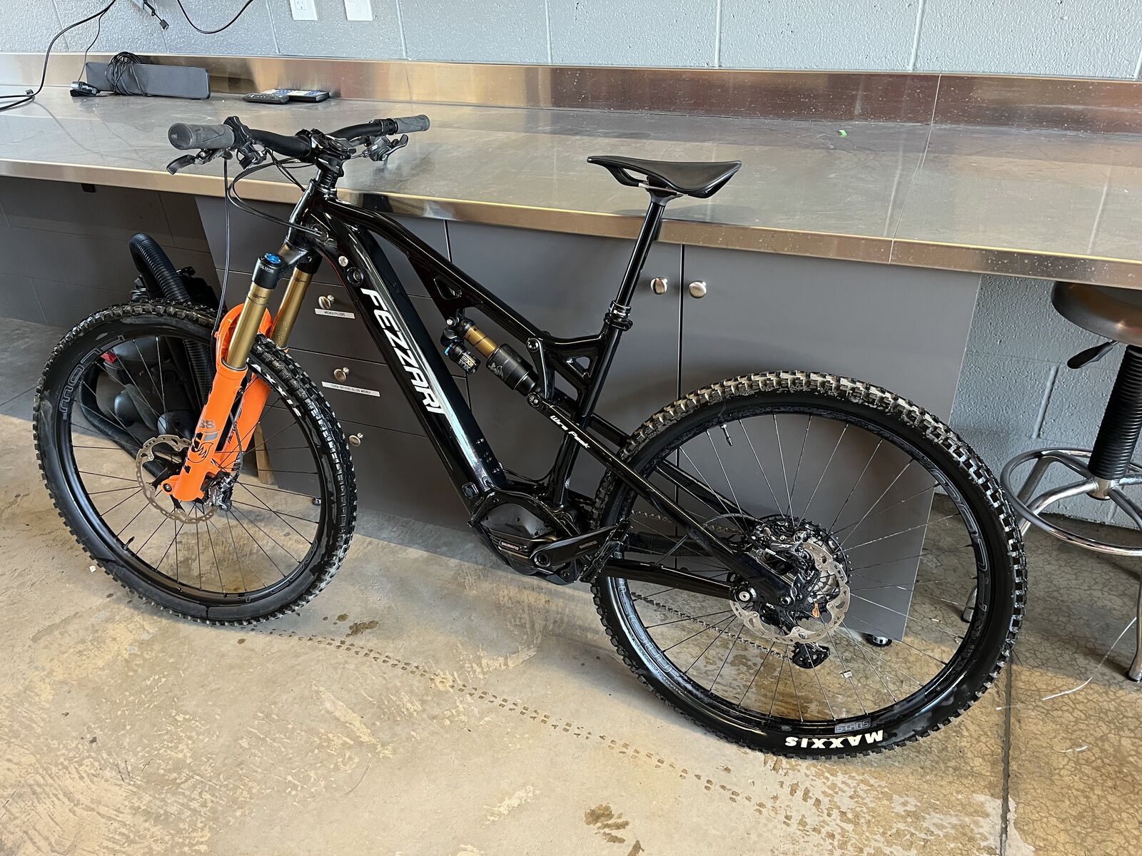 2023 Fezzari Wire Peak