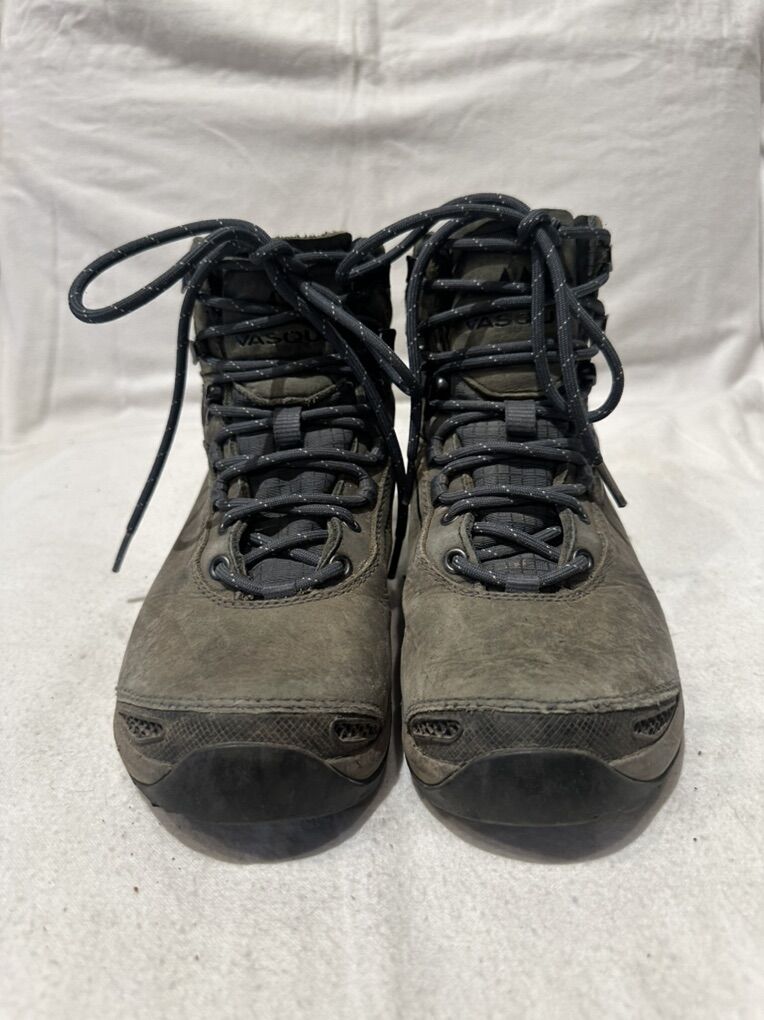 Vasque Women’s 6 Olive Green Wtrprf Hiking Boots