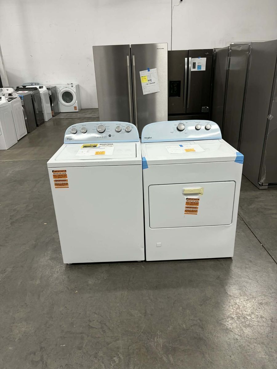 NEW WHIRLPOOL TOP LOAD WASHER & GAS DRYER SET