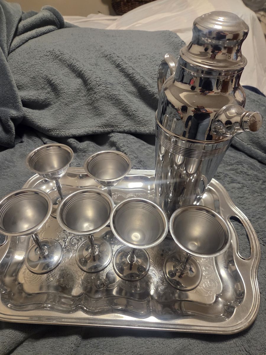 Vintage chrome Barware Set with Cocktail Shaker, 6 Stemmed Glasses, and Serving Tray