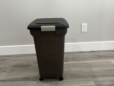 Storage Container