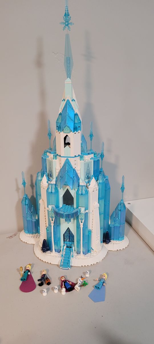 Lego Elsa Castle-no box or instructions