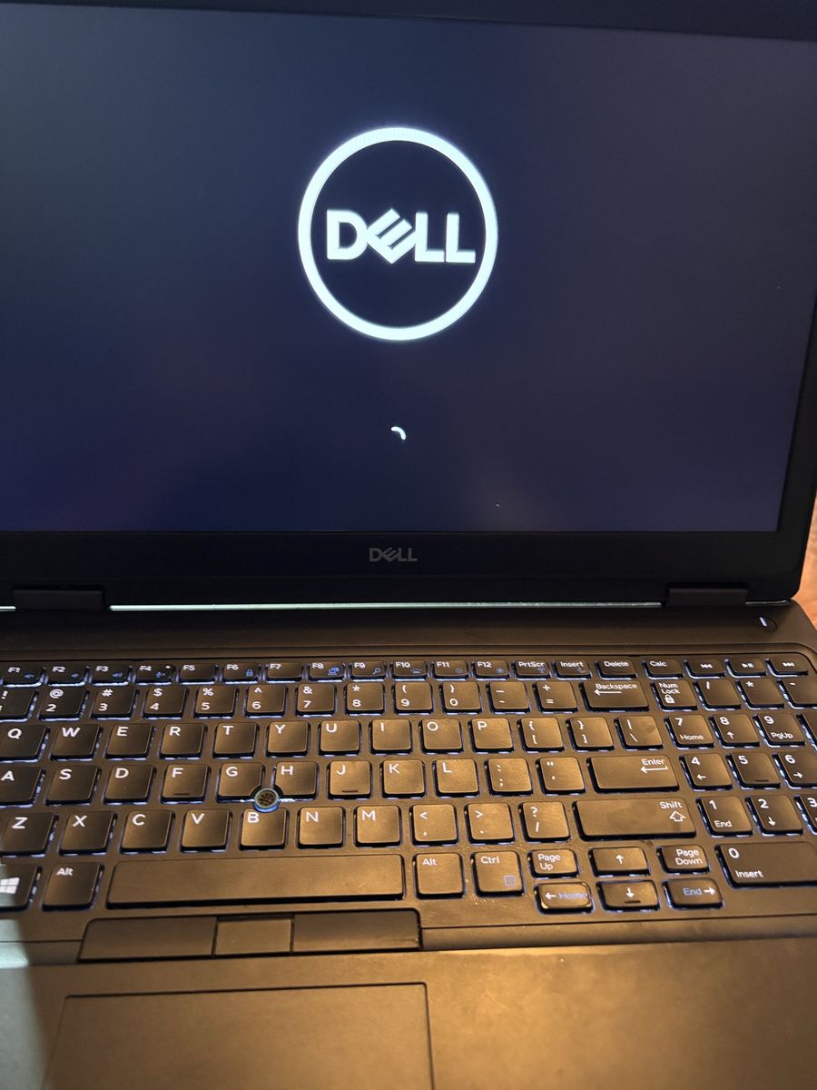 Dell Laptop - Intel Core i7 8th Gen